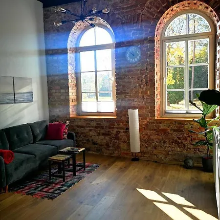 Botanical Garden Apartment